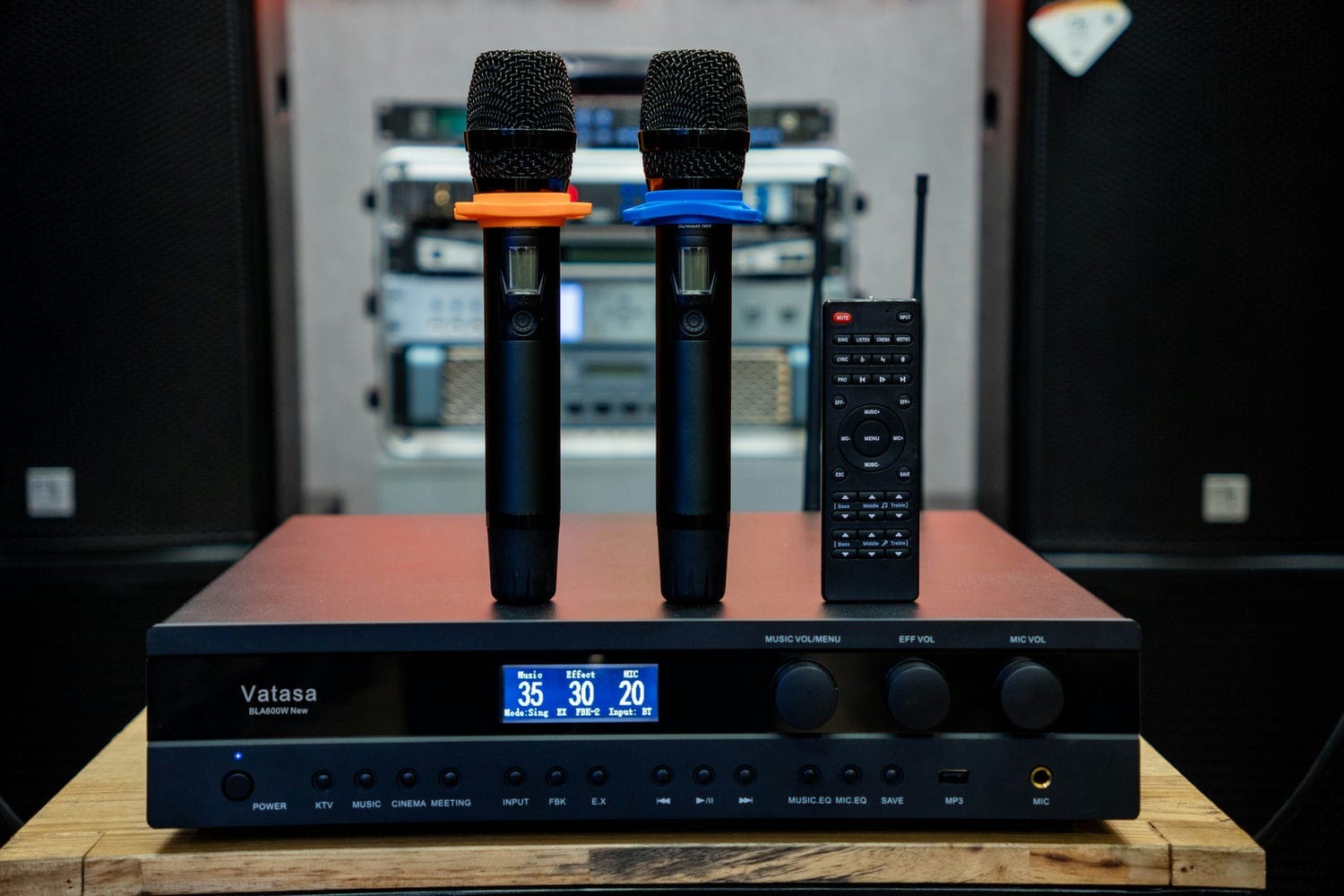Ảnh sản phẩm Dàn Karaoke Paramax TT212: (Paramax PRO V30, Vatasa Bla600 New, Paramax Sub-E30) 2