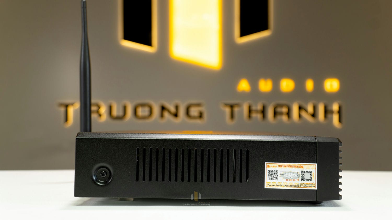 Ảnh nổi bật của sản phẩm Đầu karaoke VietK 4K Plus 6TB 9