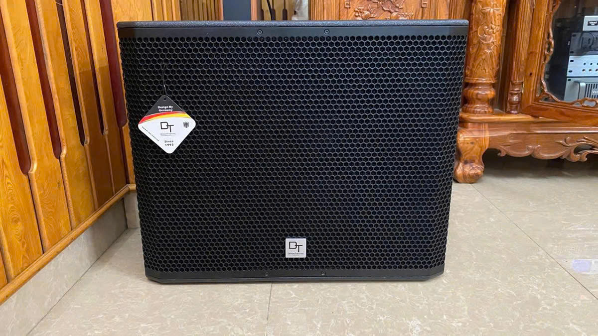 Loa sub DT Delta115 của dàn karaoke DT TT454