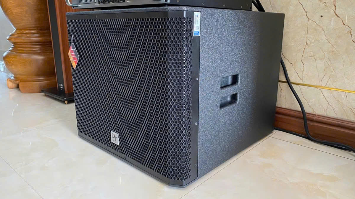 loa sub dt delta115 của Dàn karaoke DT TT468: (DT D2000, Vatasa T900 New, Vatasa V8 Pro, Vatasa VA-4600, DT Delta115, Vatasa P9 Limited)