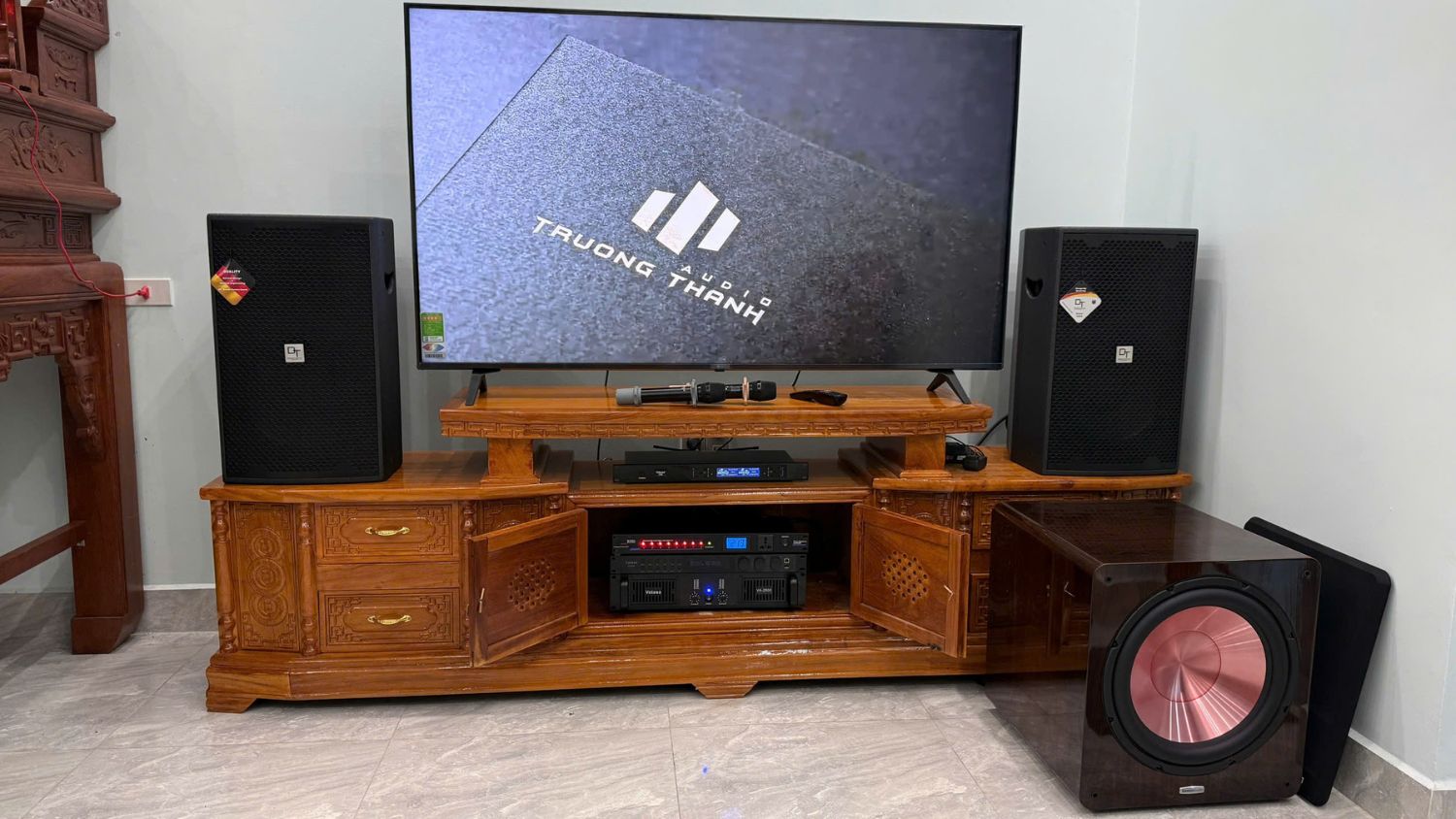 Mặt trước Dàn Karaoke DT TT425