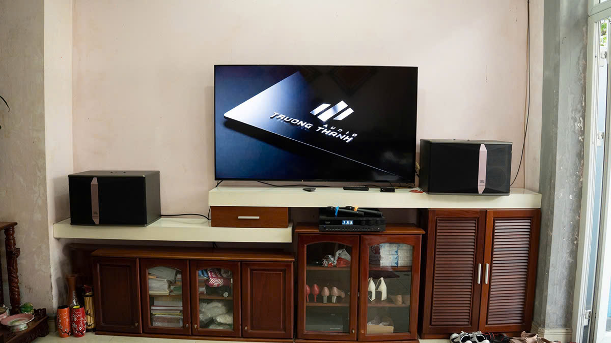 Dàn Karaoke JBL TT204: (JBL KI512, Vatasa Bla600 New) hình thực tế