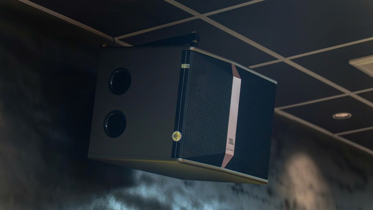 loa jbl ki512 của Dàn karaoke JBL TT492: (2 JBL Ki512,  Vatasa KX8 Luxury, Vatasa VA-4800)