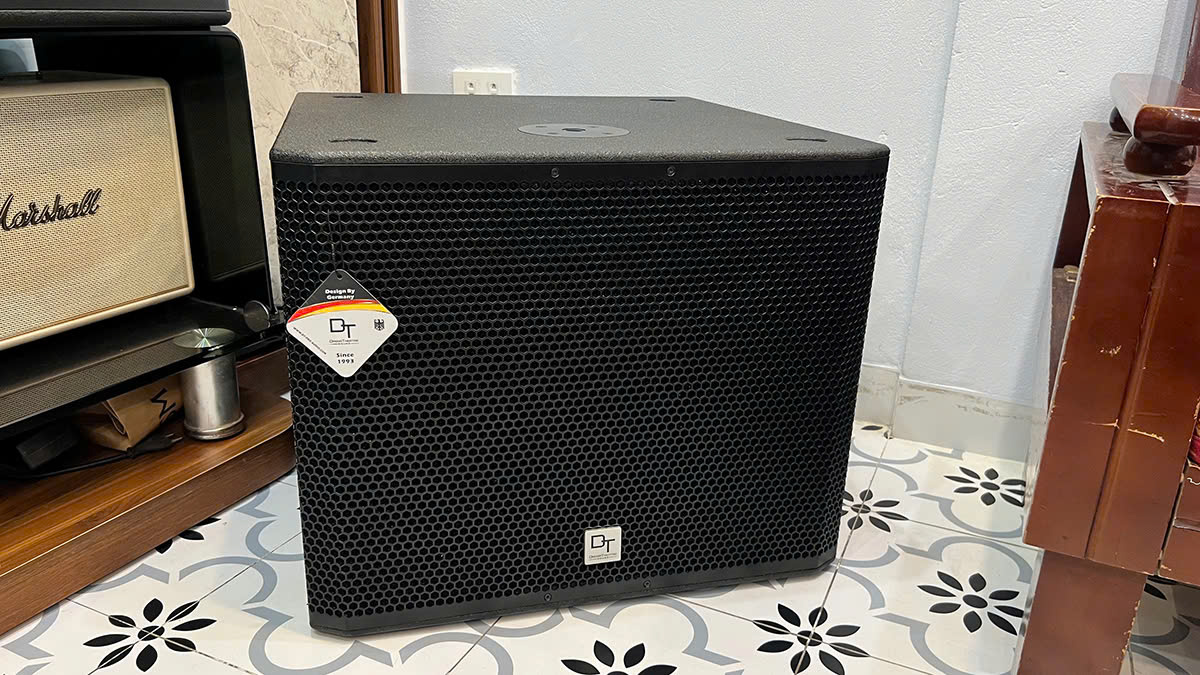 Loa sub của Dàn karaoke JBL TT469: (JBL KP6012, Vatasa T10, Vatasa V8 Pro, Vatasa DKS1004 New, DT Delta115, Vatasa P9 Limited, VietK 4K Plus 4TB)
