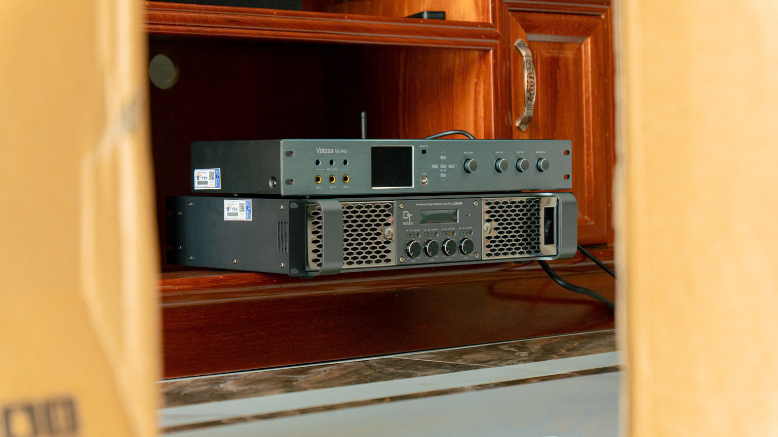 Ảnh sản phẩm Dàn Karaoke DT TT398: (DT Alpha 12, Vatasa T10, Vatasa V8 Pro, DT Lion408, DT Delta118, Vatasa P9 Limited) 16