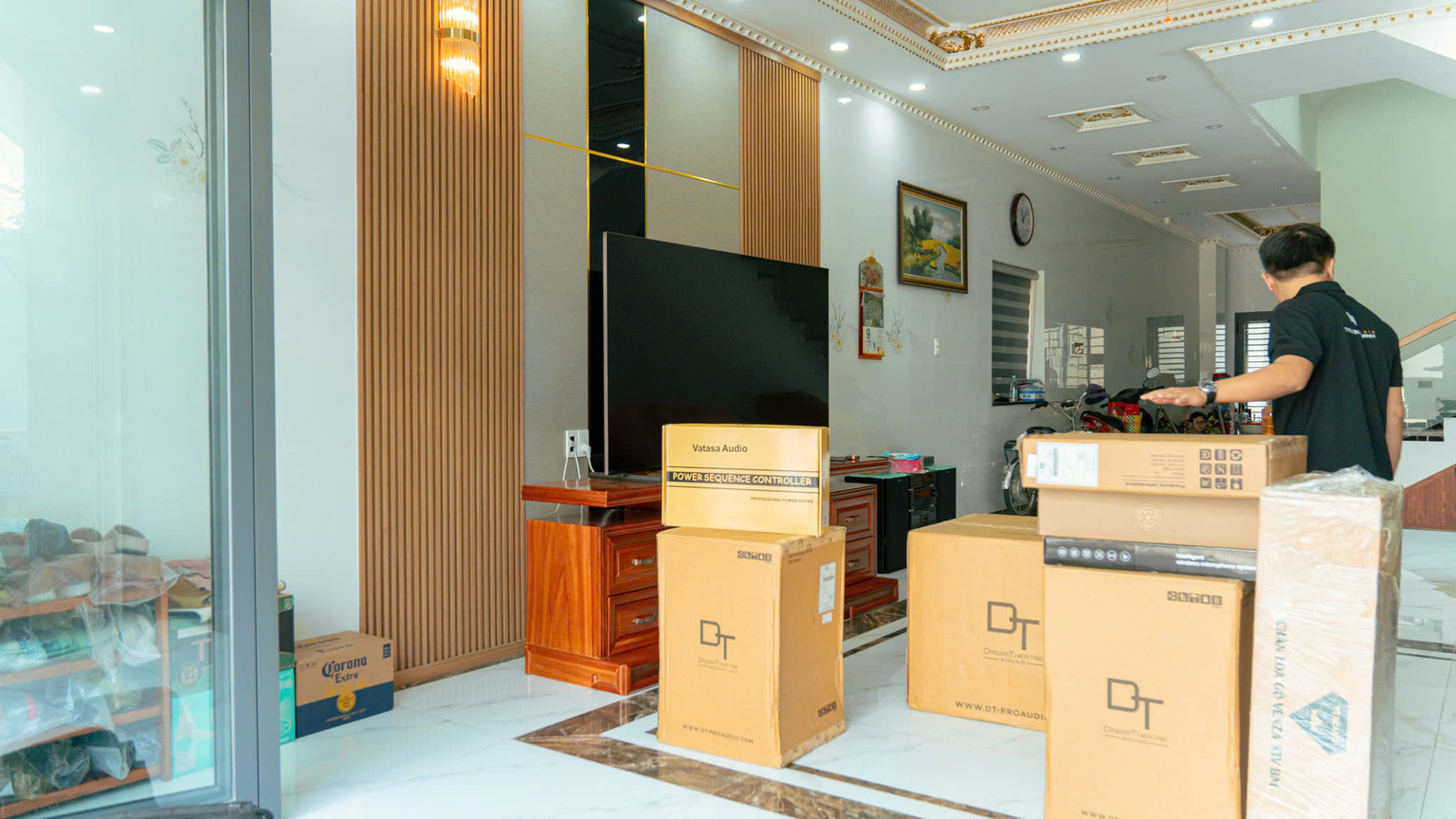 Ảnh sản phẩm Dàn Karaoke DT TT398: (DT Alpha 12, Vatasa T10, Vatasa V8 Pro, DT Lion408, DT Delta118, Vatasa P9 Limited) 30