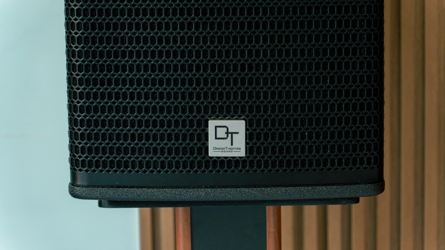 Ảnh sản phẩm Dàn Karaoke DT TT398: (DT Alpha 12, Vatasa T10, Vatasa V8 Pro, DT Lion408, DT Delta118, Vatasa P9 Limited) 12