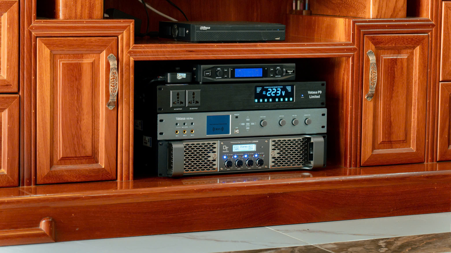 Ảnh sản phẩm Dàn Karaoke DT TT398: (DT Alpha 12, Vatasa T10, Vatasa V8 Pro, DT Lion408, DT Delta118, Vatasa P9 Limited) 6