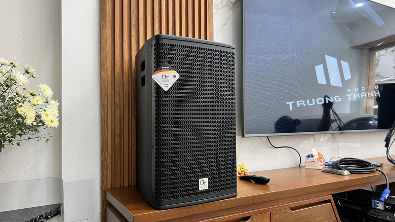 Ảnh sản phẩm Dàn Karaoke DT TT404: (DT Alpha 12, Vatasa T900 New, Vatasa KX300, DT Lion406, DT Delta115, Vatasa P9 Luxury) 5