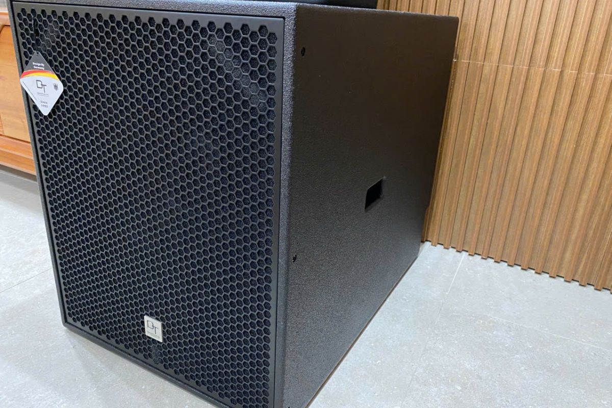Ảnh sản phẩm Dàn Karaoke JBL TT416: (JBL KP 6012, Vatasa T10, Vatasa V8 Pro, Vatasa DKS1004, DT Alpha118, P9 Limited, VietK 4TB, VietK 22inch) 5