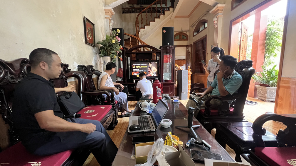 Ảnh sản phẩm Dàn karaoke DT TT394: (DT Delta 12, Vatasa T900 New, Vatasa V6 Pro, Vatasa VA-2600, B&W S1500 Max, Vatasa P9 Luxury) 7