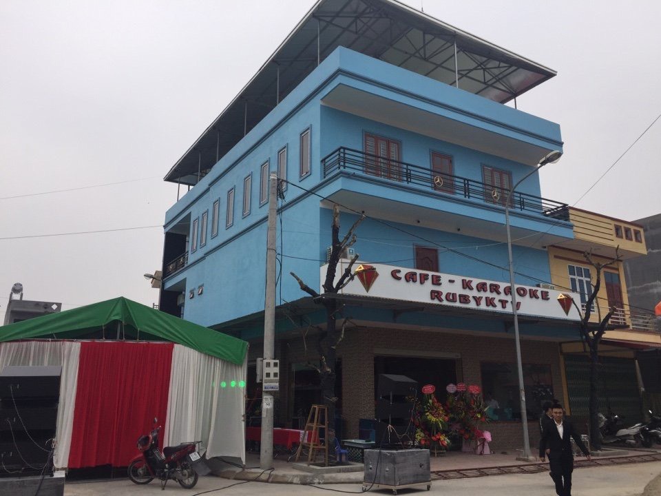 Hình ảnh lắp đặt hệ thống âm thanh quán cafe karaoke RuByKTV tại Yên Dũng , Bắc Giang