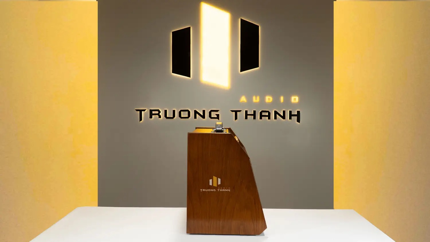 Ảnh sản phẩm Loa di động xách tay Prosing W8 - Rapper 2
