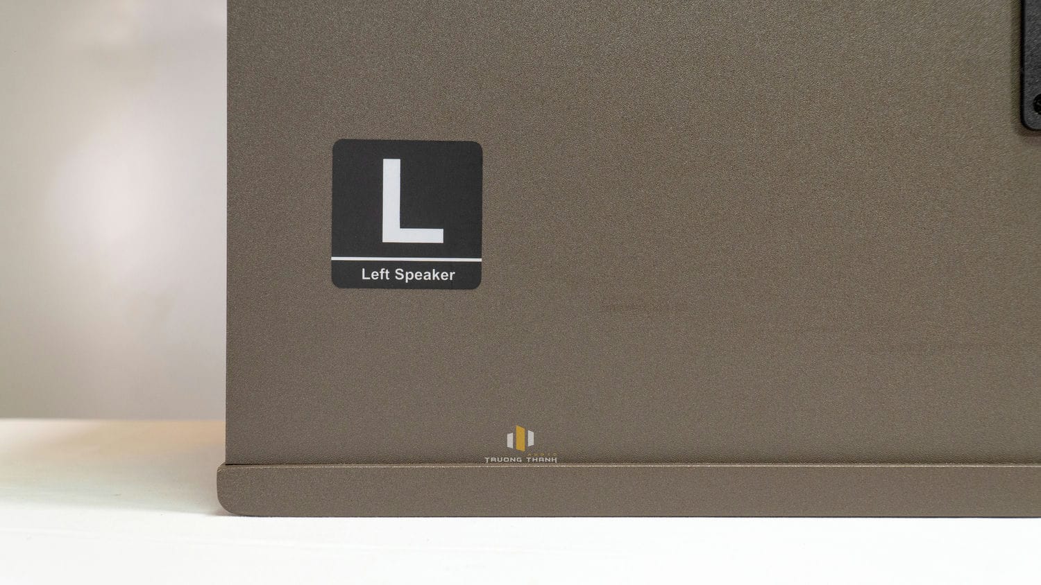 Ảnh sản phẩm Loa JBL MK 08 (bass 20cm, 3 loa 2 đường) 12