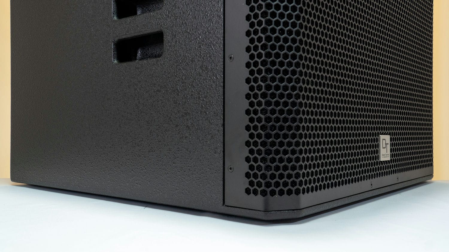 Ảnh sản phẩm Loa sub DT Delta115 bass 40cm 23