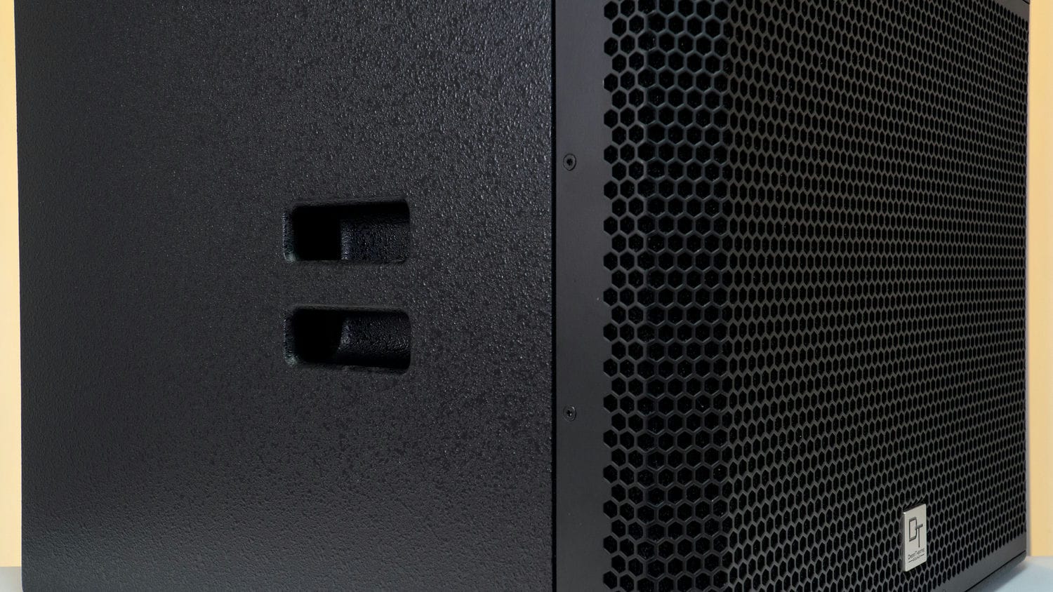 Ảnh sản phẩm Loa sub DT Delta115 bass 40cm 22