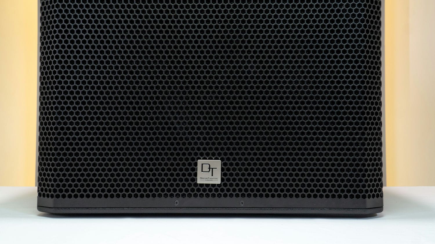 Ảnh sản phẩm Loa sub DT Delta115 bass 40cm 20