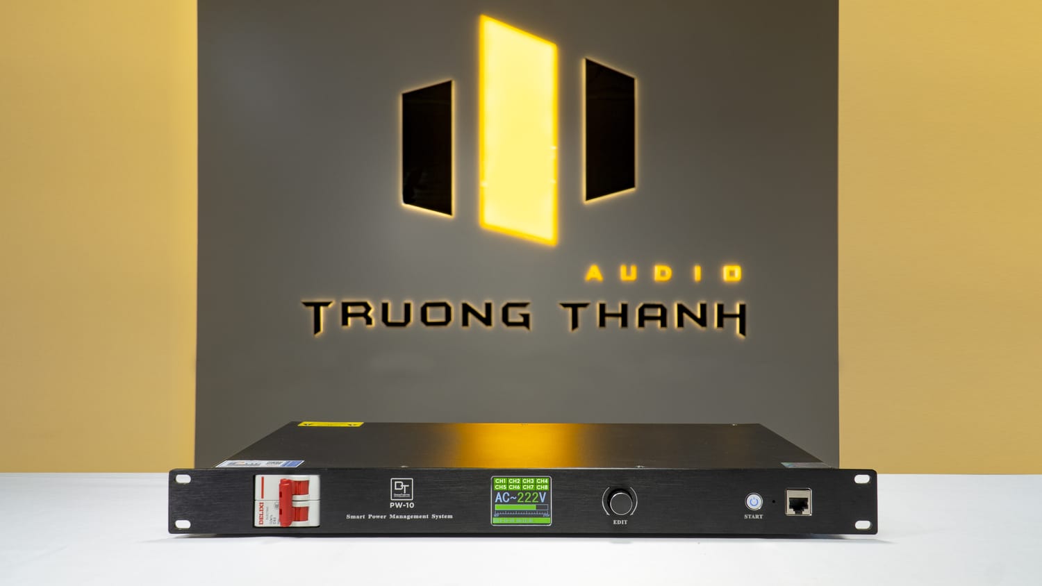 Ảnh nổi bật của sản phẩm Dàn Karaoke HK TT319: (HK Audio Linear 5 112F, Vatasa T10, Vatasa V8 Pro, DT Lion4700, DT Alpha118, DT PW10, VietK 4K, VietK 22 inch) 8