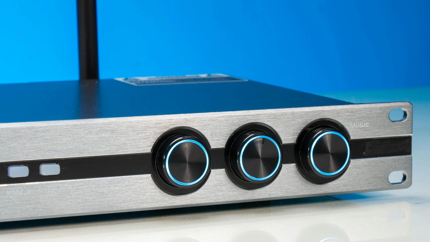 Ảnh sản phẩm Vang số Vatasa V6 Pro 18