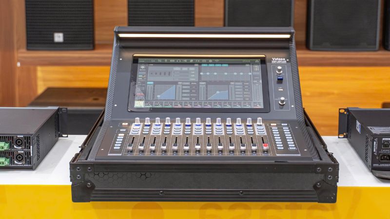 Mặt trước của Mixer Vatasa VSM68 Plus