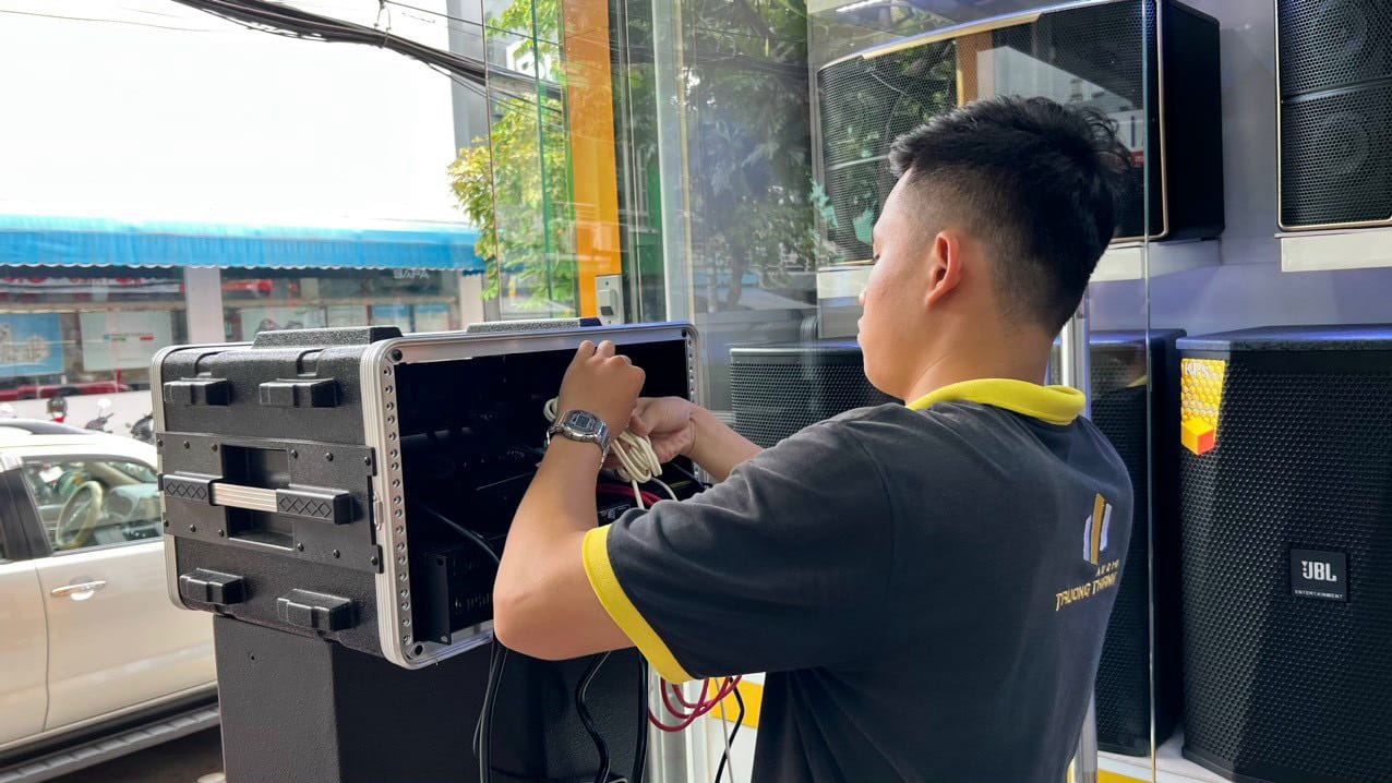 Ảnh sản phẩm Dàn Karaoke DT TT215: (DT Delta15, Vatasa T900 New, Vatasa V8Pro, Vatasa DKS1004 NEW, 2 DT Delta118, Vatasa P9 Luxury) 12