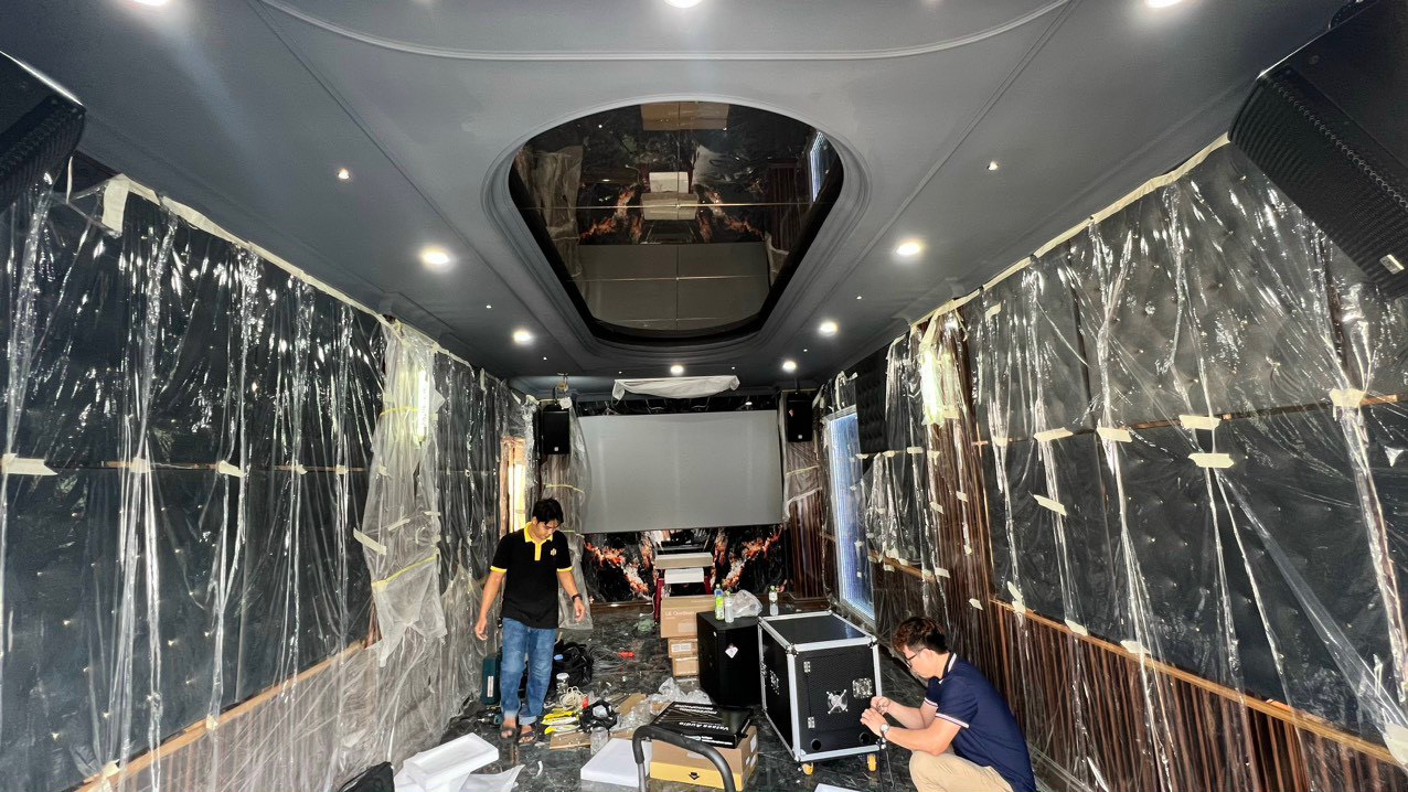 Khách hàng Đình Nguyên đánh giá về sn phẩm Dàn Karaoke Biệt Thự Vip DT TT357: (3 DT Alpha 12, Vatasa T900 New, Vatasa V8 Pro, 2 Vatasa DKS1004 NEW, DT Sigma218, Vatasa P9 Luxury, VietK 4TB, VietK 22 inch)