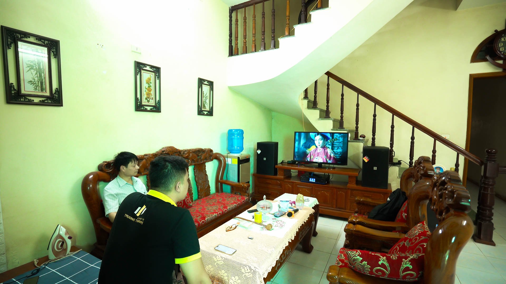 Khách hàng Nguyên Khang đánh giá về sn phẩm Dàn karaoke DT TT292: (DT D2000, Vatasa HC600)