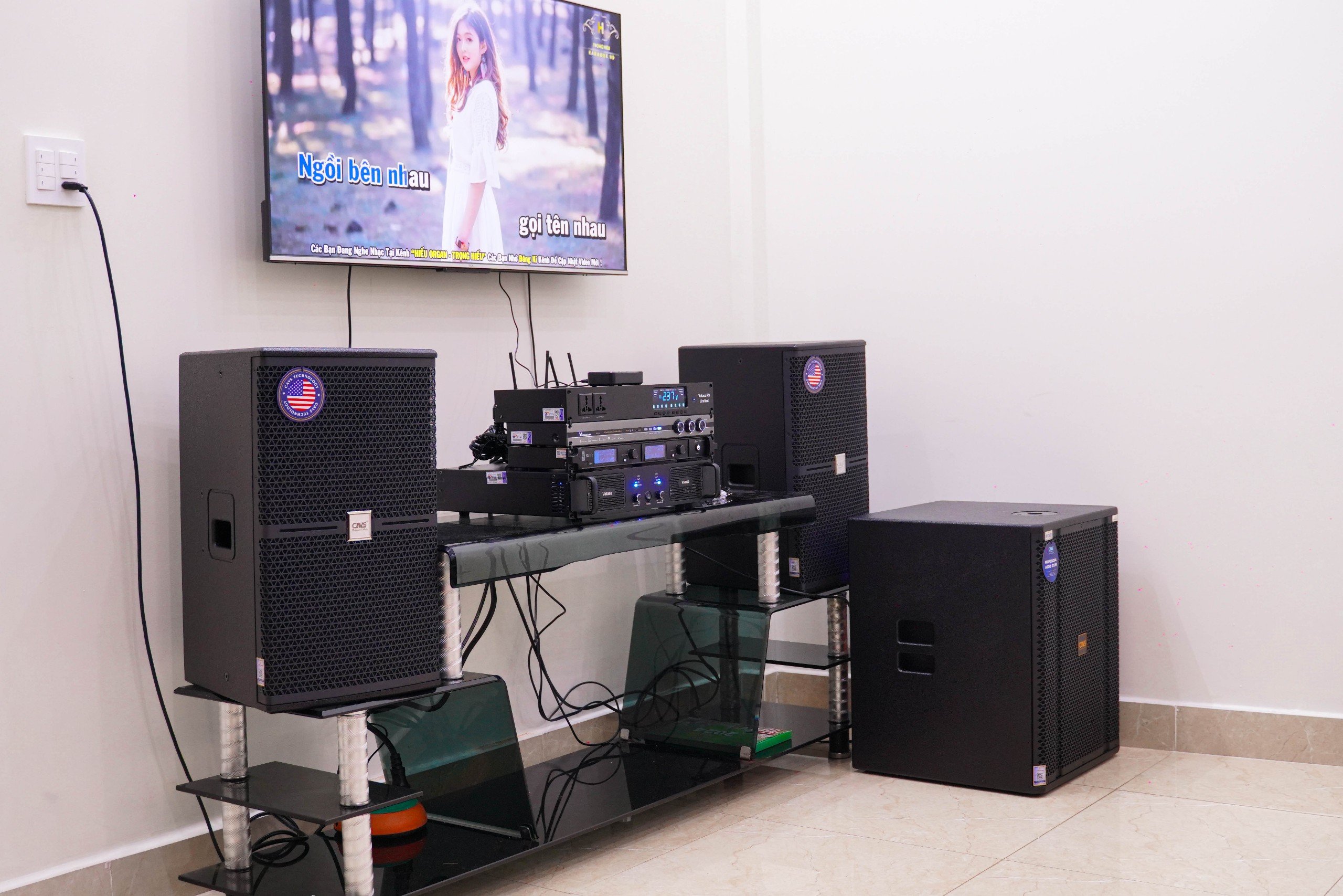 Khách hàng Minh Huy đánh giá về sản phẩm Dàn Karaoke CAVS TT297: (CAVS C12, Vatasa T500, Vatasa V6 Pro, Vatasa VA-2600)