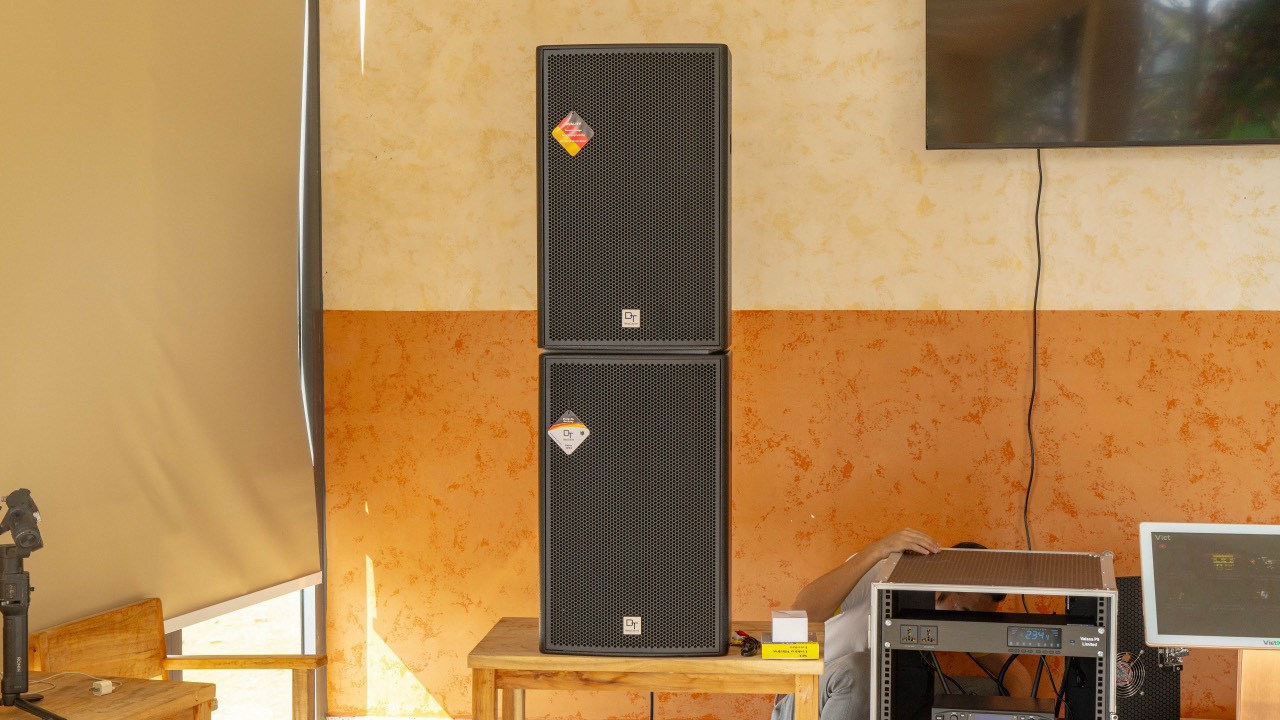 Khách hàng Trọng Nghĩa đánh giá về sn phẩm Dàn Karaoke DT Kinh Doanh TT195: (2 DT Delta 12, Vatasa T900 New, Vatasa V8Pro, Vatasa DKS1004 NEW, DT Lion215, DT Sigma218, Vatasa P9 Luxury, VietK 6TB, VietK 22 inch)