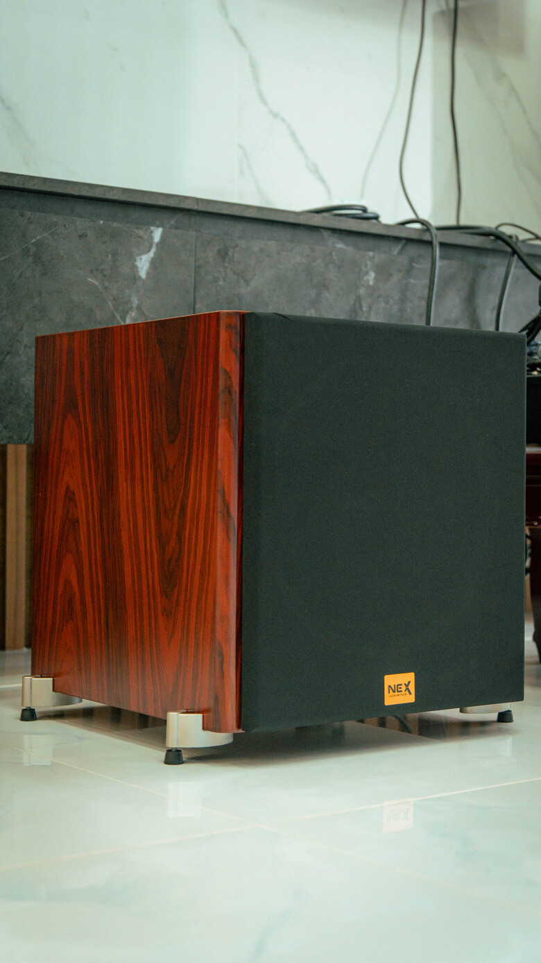 Khách hàng Anh Tú đánh giá về sản phẩm Loa sub Nex 12 (sub điện bass 30cm)
