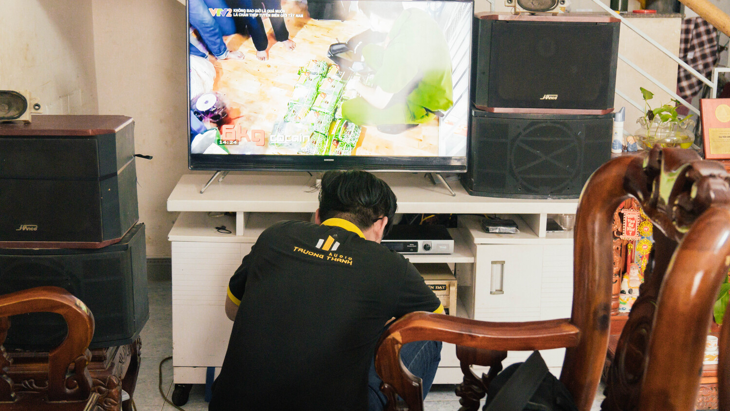 Khách hàng Minh Quân đánh giá về sản phẩm Dàn Karaoke Paramax TT263: (Paramax EURO 8 Luxury, Vatasa T900 New, Vatasa KX300, DT Lion406)