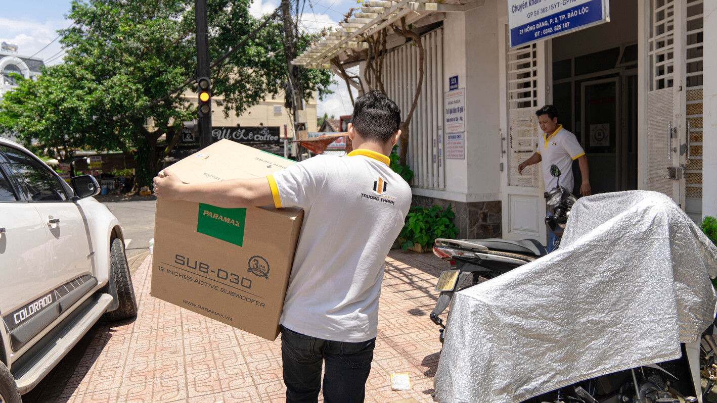 Khách hàng Hoàng Duy đánh giá về sn phẩm Dàn karaoke Paramax TT259: (Paramax D88 Luxury, Vatasa HC600)