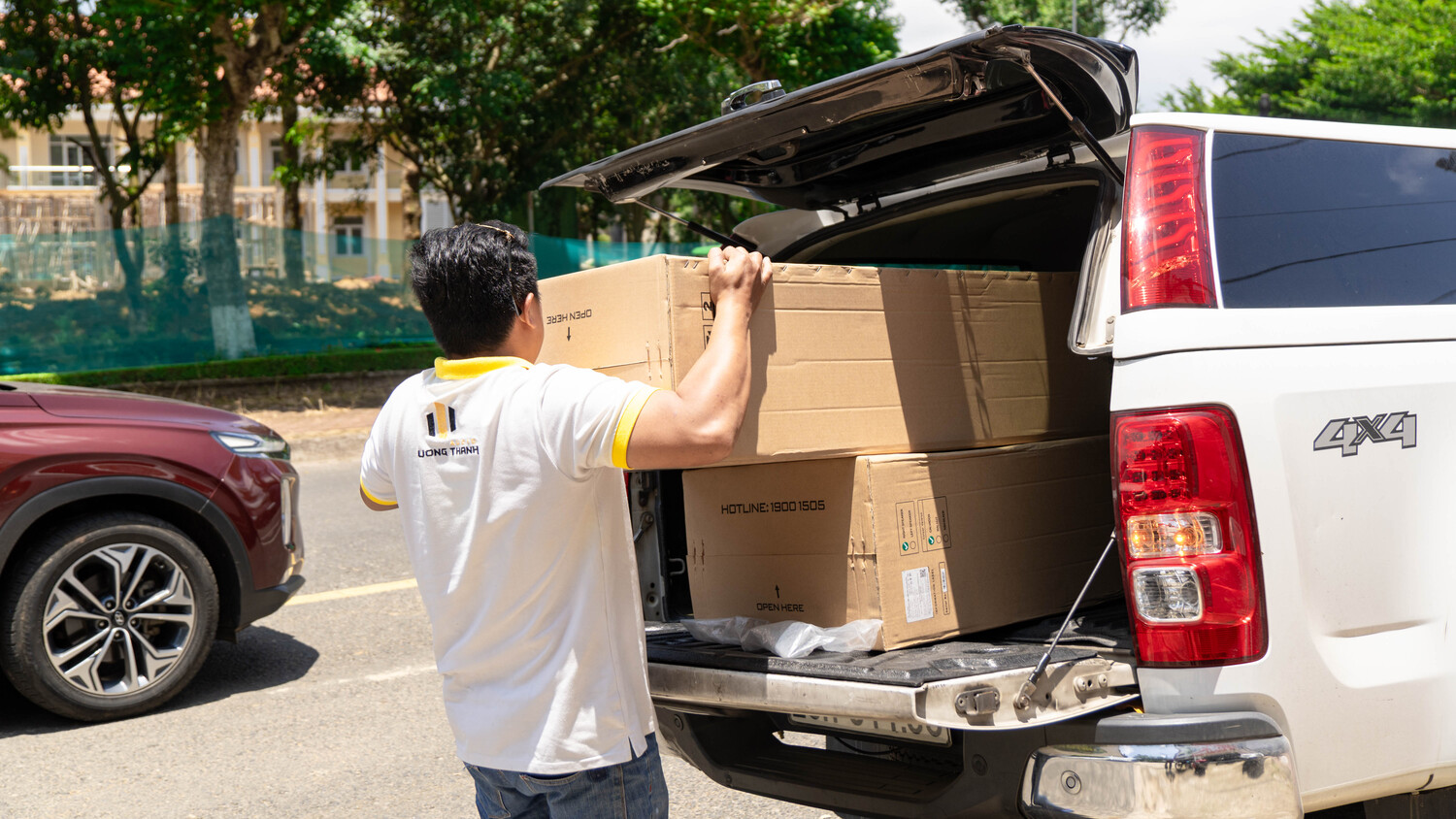 Khách hàng Hoàng Duy đánh giá về sn phẩm Dàn karaoke Paramax TT259: (Paramax D88 Luxury, Vatasa HC600)