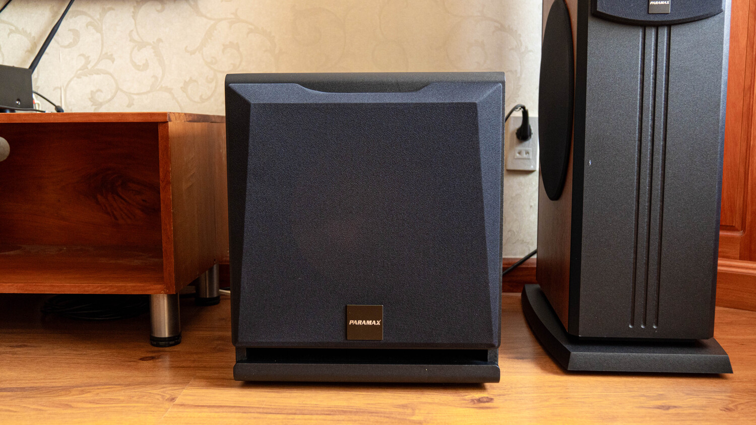 Khách hàng Quốc Duy đánh giá về sản phẩm Dàn Karaoke Paramax TT242: (Paramax D88 Limited, Vatasa T500, Vatasa KX8 Luxury, Crown T3)