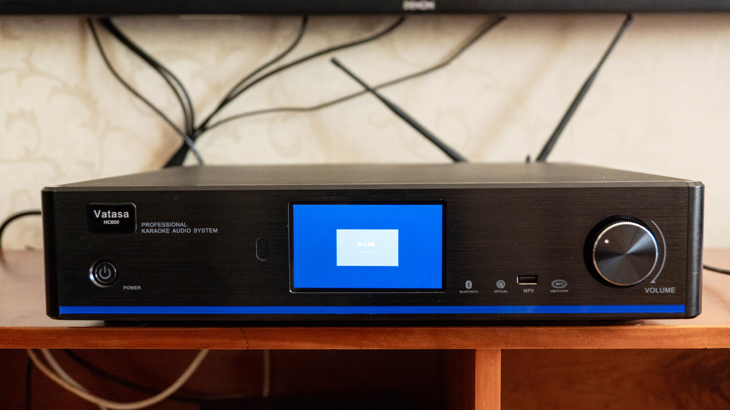 Khách hàng Văn Linh đánh giá về sản phẩm Dàn Karaoke Paramax TT258: ( Paramax Euro8Limited, Vatasa HC600 )