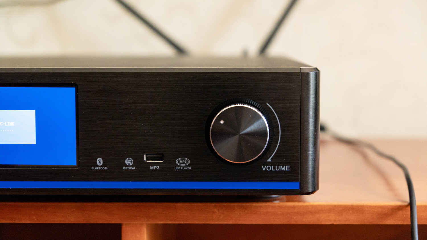 Khách hàng Ngọc Đạt đánh giá về sản phẩm Dàn karaoke Paramax TT254: (Paramax EURO 8 Luxury, Vatasa HC600)
