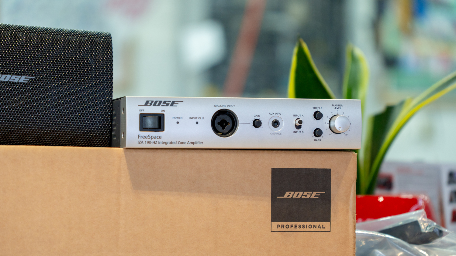 Khách hàng Nguyễn Văn Sỹ đánh giá về sản phẩm Amply Bose FreeSpace IZA 190-HZ