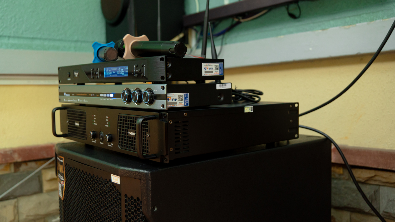 Khách hàng Minh Châu đánh giá về sản phẩm Dàn Karaoke Paramax TT213: (Paramax D88 Limited, Vatasa T500, Vatasa V6 Pro, Vatasa VA-2600)