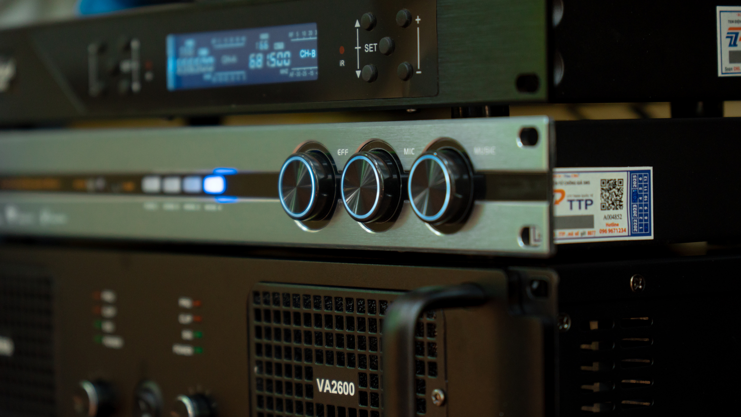 Khách hàng Hữu Nghĩa đánh giá về sản phẩm Dàn Karaoke Paramax TT216: (Paramax F-2500, Vatasa T800, Vatasa V6 Pro, DT Lion406)