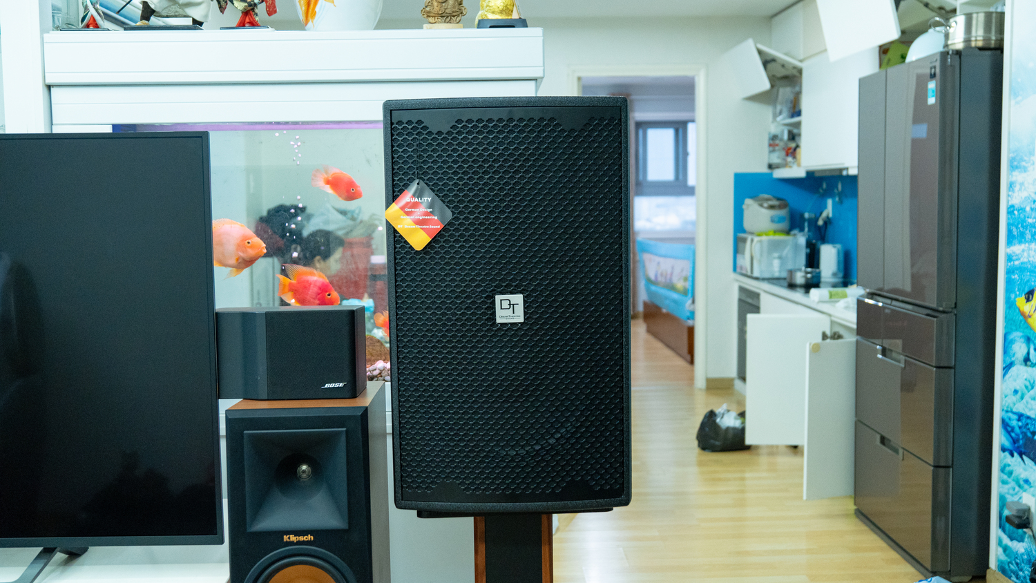 Khách hàng Hải Dương đánh giá về sn phẩm Loa Karaoke DT D2000 (full bass 30cm, 2 đường tiếng)