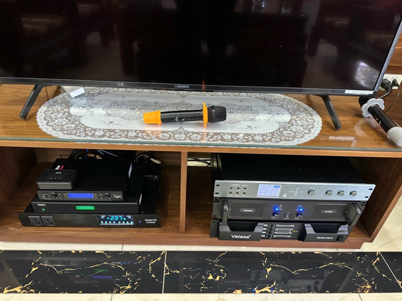 Khách hàng Nguyễn Anh Dũng đánh giá về sản phẩm Dàn Karaoke DT TT228: (DT Alpha 12, Vatasa T900, Vatasa V8Pro, DT Lion408, DT Delta115, P9 Luxury)