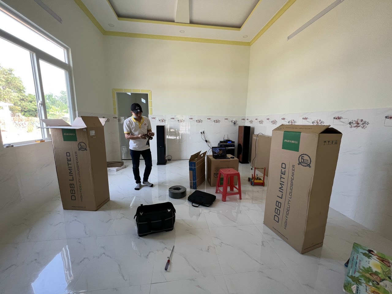 Khách hàng Thanh Vũ đánh giá về sn phẩm Dàn Karaoke Paramax TT223: (Paramax D88 Limited, Vatasa T500, Vatasa KX8 Luxury, Vatasa VA-2600)