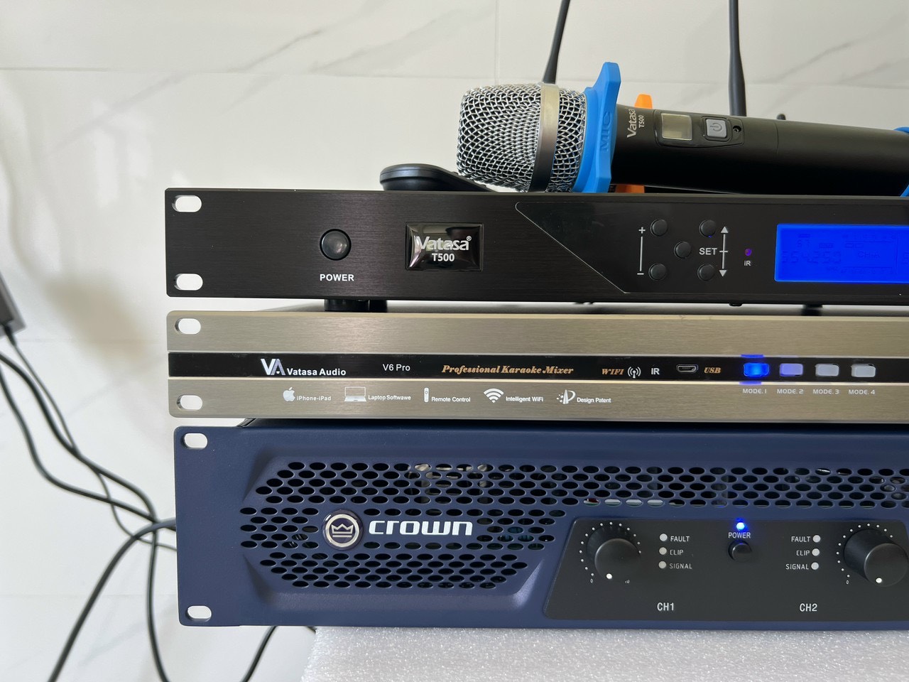 Khách hàng Hữu Tài đánh giá về sản phẩm Dàn Karaoke Paramax TT146: (Paramax D88 Limited, Vatasa T500, Vatasa V6Pro, Crown T3, Paramax UB-D30)