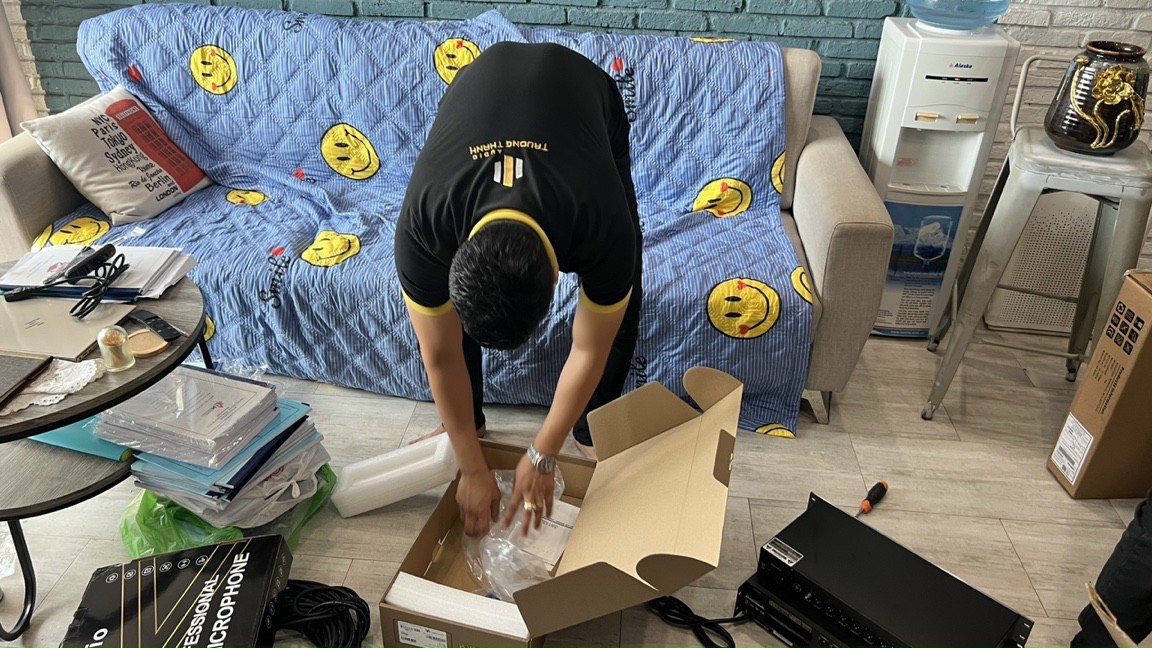 Khách hàng Hoàng Vũ đánh giá về sn phẩm Dàn Karaoke JBL TT149: (JBL KP052, Vatasa T900, Vatasa V8Pro, DT Lion408)