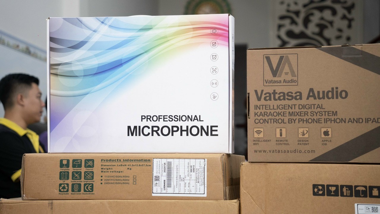 Khách hàng Gia Bảo đánh giá về sản phẩm Dàn karaoke DT TT269: (DT Alpha 12, Vatasa T10, Vatasa V8 Pro, DT Lion406, DT Delta118, Vatasa P9 Limited, Pro 4TB, VietK 22 inch)
