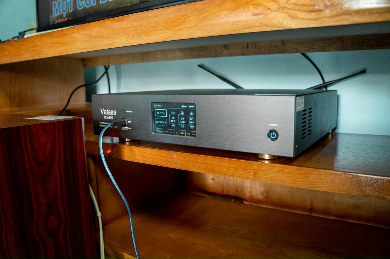 Khách hàng Gia Huy đánh giá về sản phẩm Dàn karaoke Paramax TT175: (Paramax F-2500, Vatasa BLA600, Nex 12)