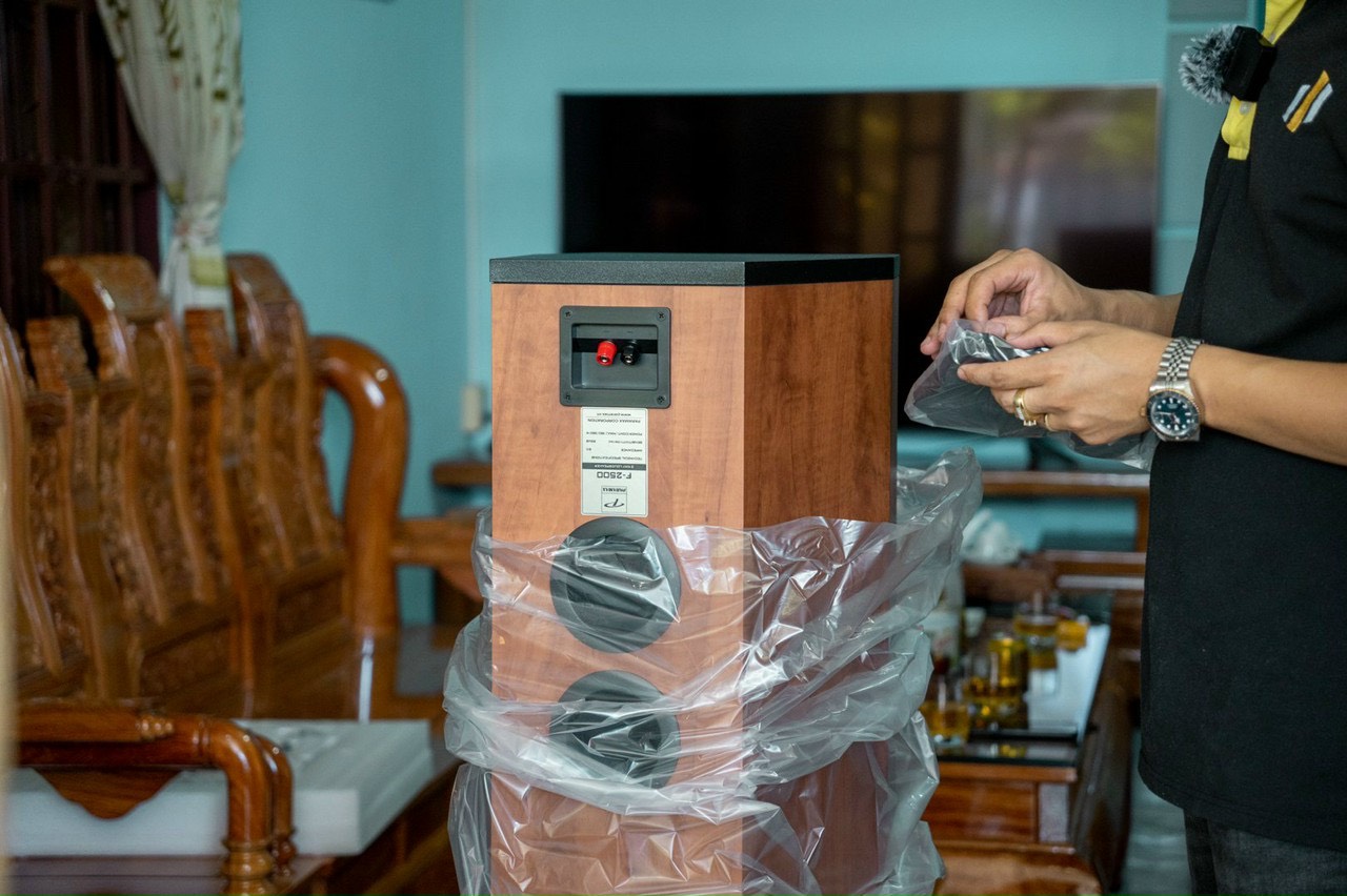 Khách hàng Minh Duy đánh giá về sản phẩm Dàn Karaoke Paramax TT124: (Paramax FX2500, Vatasa T500,Vatasa KX8Luxury, Vatasa VA2500)