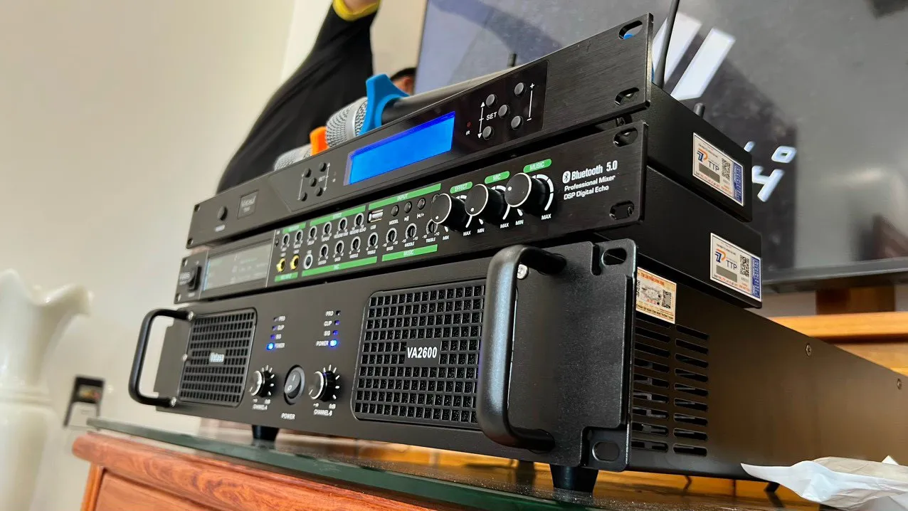 Khách hàng Quang Vinh đánh giá về sản phẩm Dàn Karaoke CAVS TT284: (CAVS C12, CAVS S10, Vatasa V6 Pro, Vatasa VA-2500, CAVS SC715, Vatasa P9 Limited)