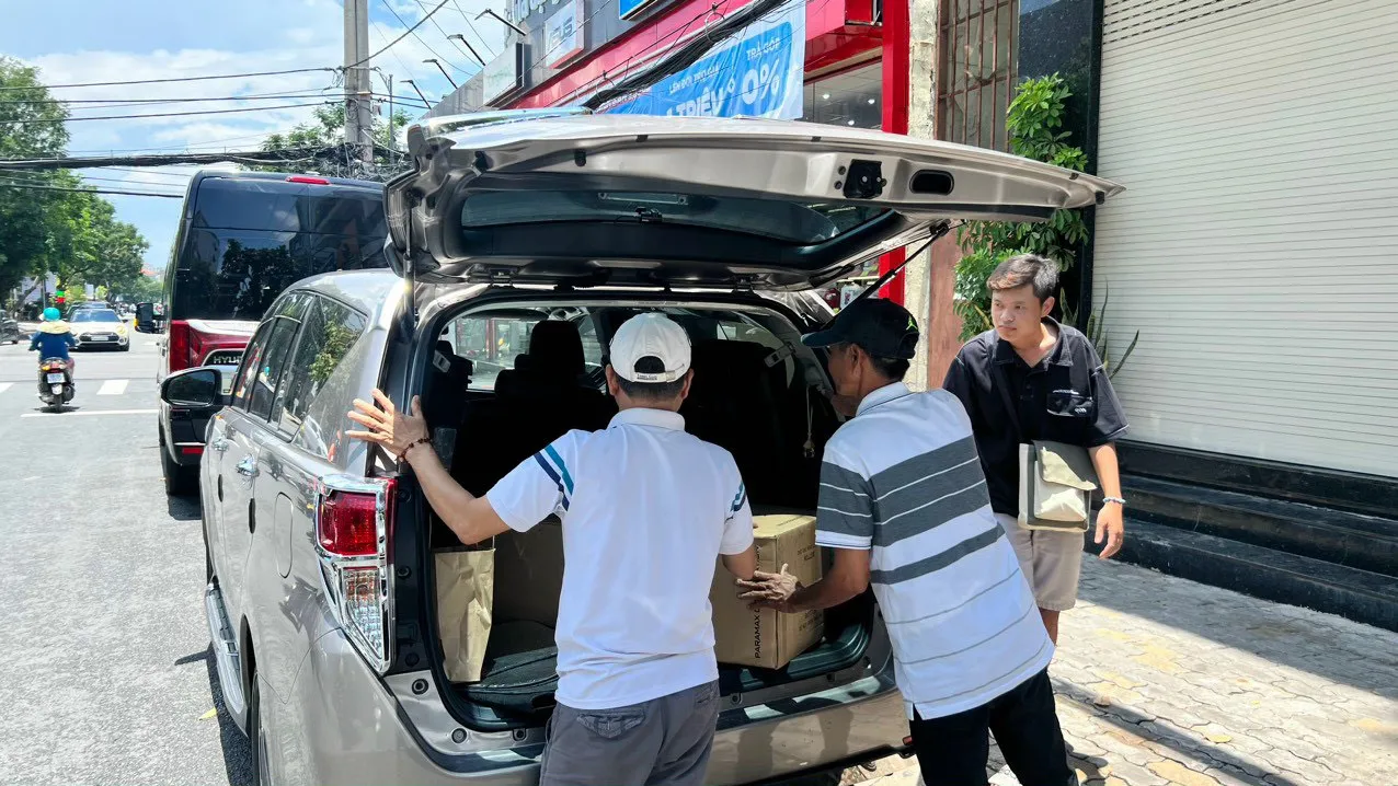 Khách hàng Phúc Hòa đánh giá về sn phẩm Dàn Karaoke JBL TT340: (JBL KPS2, JBL VM200, JBL VX8, Crown T5, JBL Pasion 12SP)