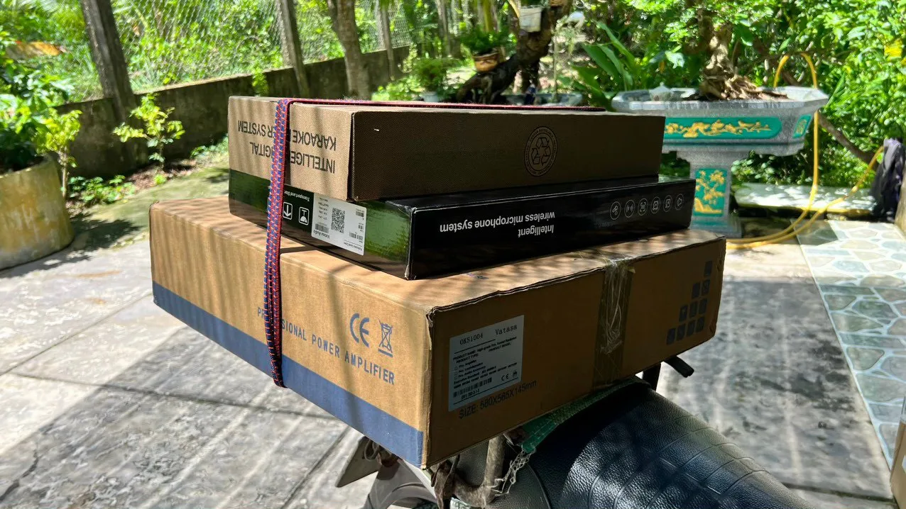 Khách hàng Đức Hiếu đánh giá về sn phẩm Dàn Karaoke JBL TT308: ( JBL KP6012 , Vatasa T10 , Vatasa V8Pro , Vatasa DKS1004New, DT Delta115, Vatasa P9Limited)